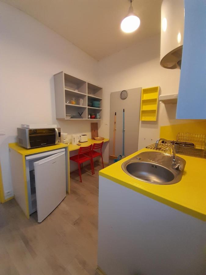 Residence Les Volets Bleus: Studio De 30 M² Classe 2 * Rochefort (Charente-Maritime) Exterior photo
